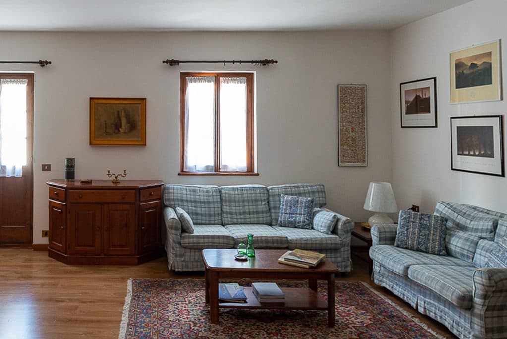 10 - Sala, zona divani - Appartamento - Corso Italia Stagionale