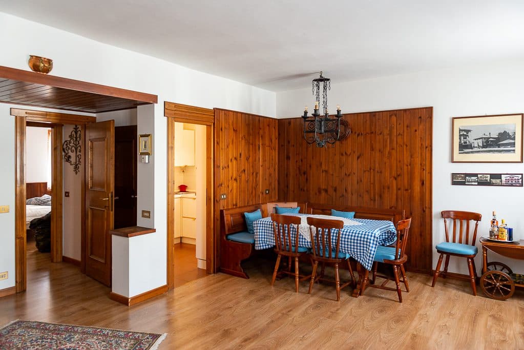 15 - Sala, zona pranzo
